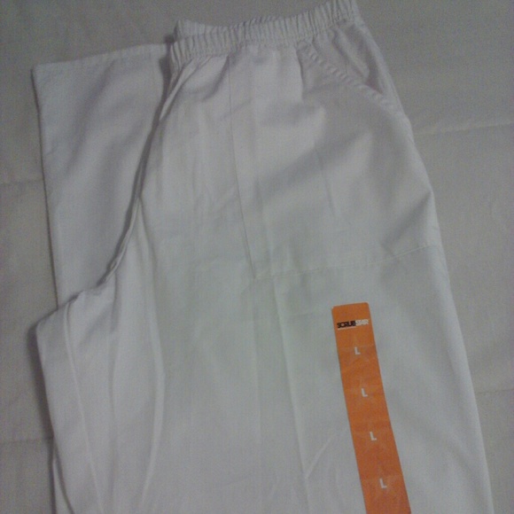 Scrub Star Pants - 🌼 Scrub Star L/G Scrub Pants NWT